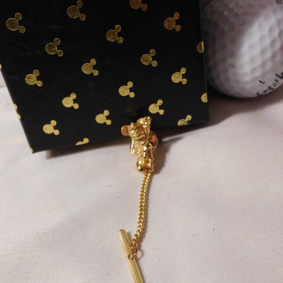 Vintage Club de Golf Mickey Mouse Golf Ball and Tie Tack Pin - Picture 5 of 8